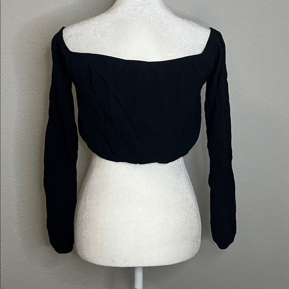 For Love & Lemons Cropped Wide Neck/Off Shoulder Blouse Black Size Small - Picture 3 of 8